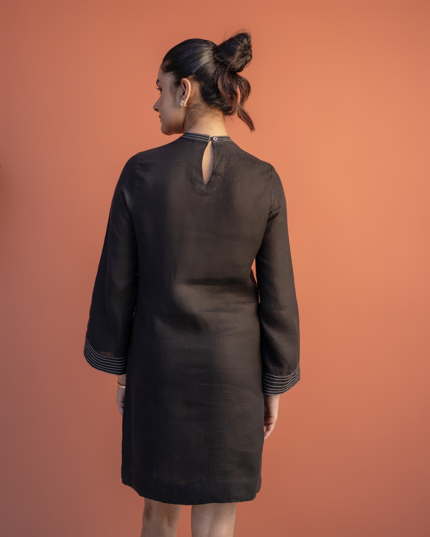 Outline Dress - Dusty Black