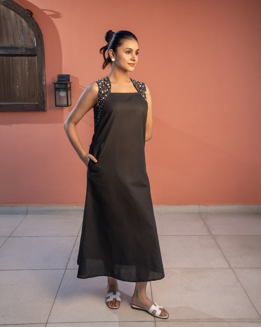 Arc Dress - Dusty Black